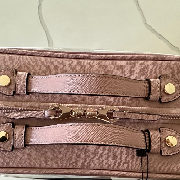 Calpack NWT large clear mauve cosmetic toiletry case bag - Picture 8 of 8